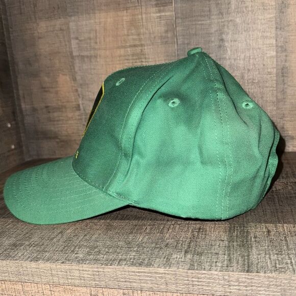 NWOT JOHN DEERE cap - Picture 4 of 6